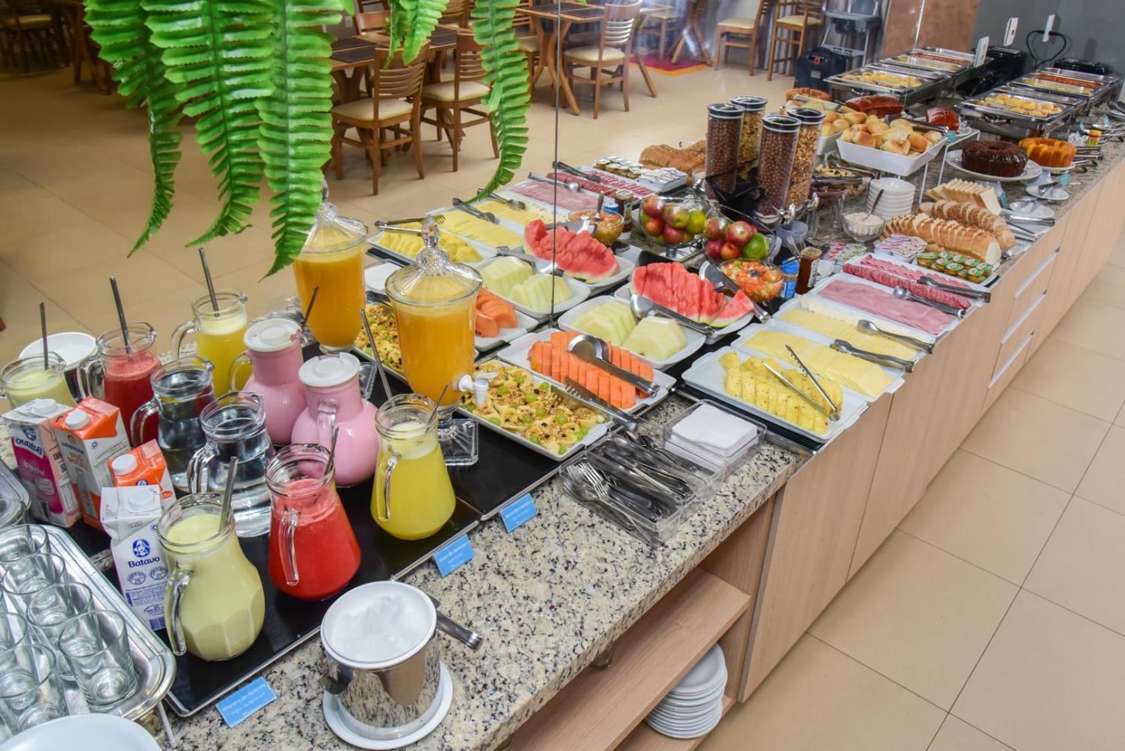 Hotel Plaza Garden Cascavel  Zewnętrze zdjęcie